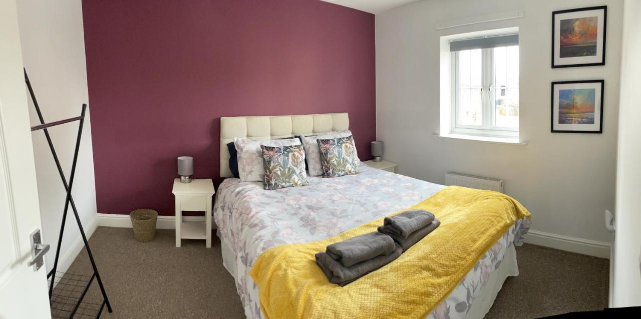 Stunning Large Detached Gloucester, 4 Beds, 3 Bedroom, 2 Bathroom Property, Nr Chelt, The Docks And Quays Sleeps 6 Ngoại thất bức ảnh